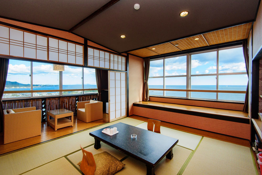 Hotel Clover Fuuka Toba Buitenkant foto